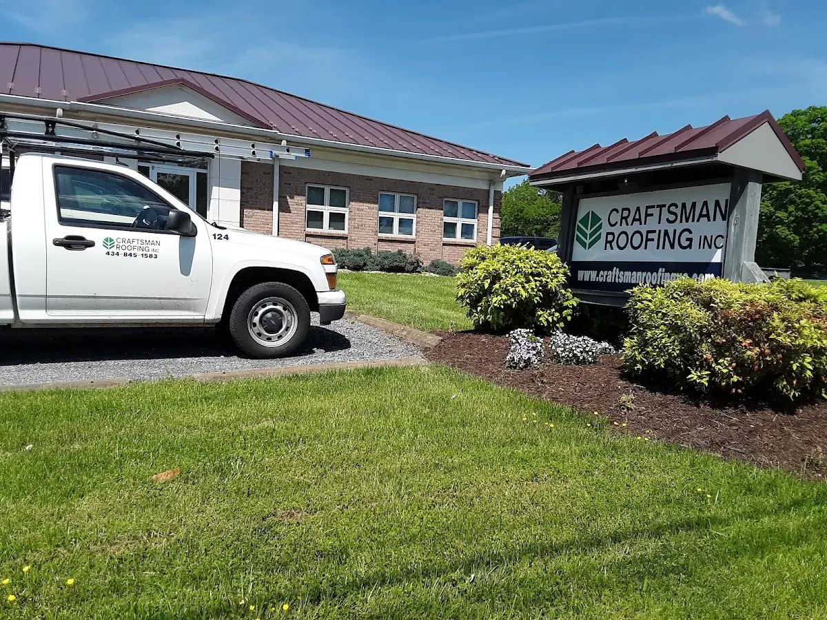 Quality Ice Dam Removal by experienced craftsmen in Belle Haven